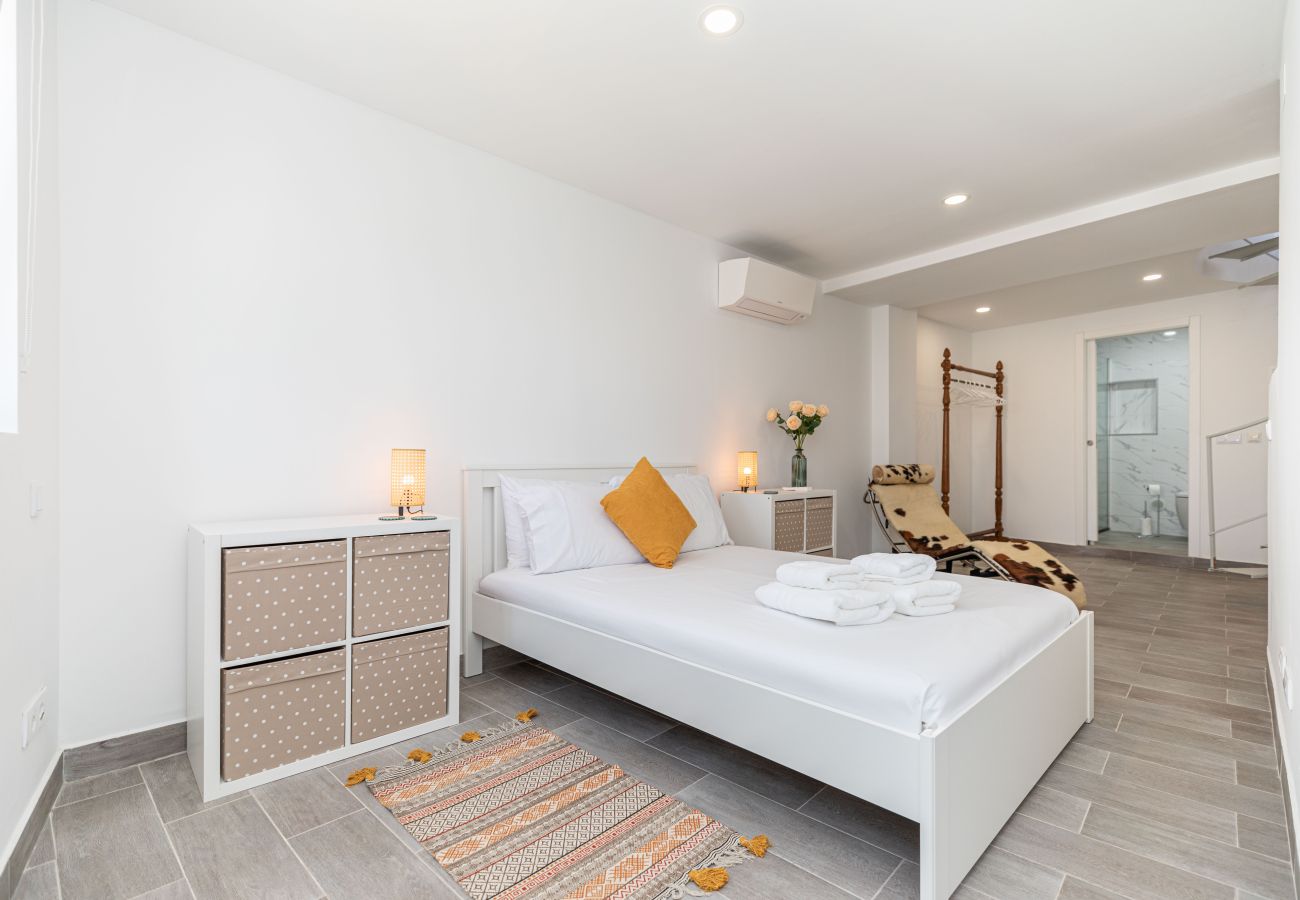 Terraced House in Tavira - CASA LARGO, Town Centre