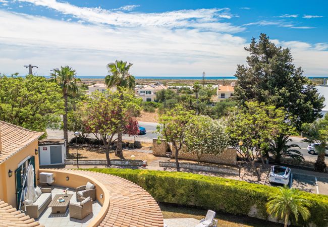 Villa in Tavira - TAVIRA MAR E SOL, Mato Santo Espirito Villa in Tavira - TAVIRA MAR E SOL, Mato Santo Espirito