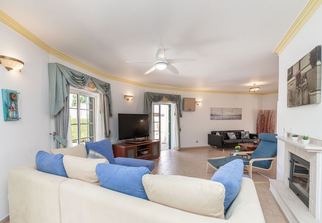 Villa in Tavira - TAVIRA MAR E SOL, Mato Santo Espirito Villa in Tavira - TAVIRA MAR E SOL, Mato Santo Espirito