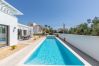 Villa in Santa Luzia - CASA BRANCA 7 BED, Fishing Village