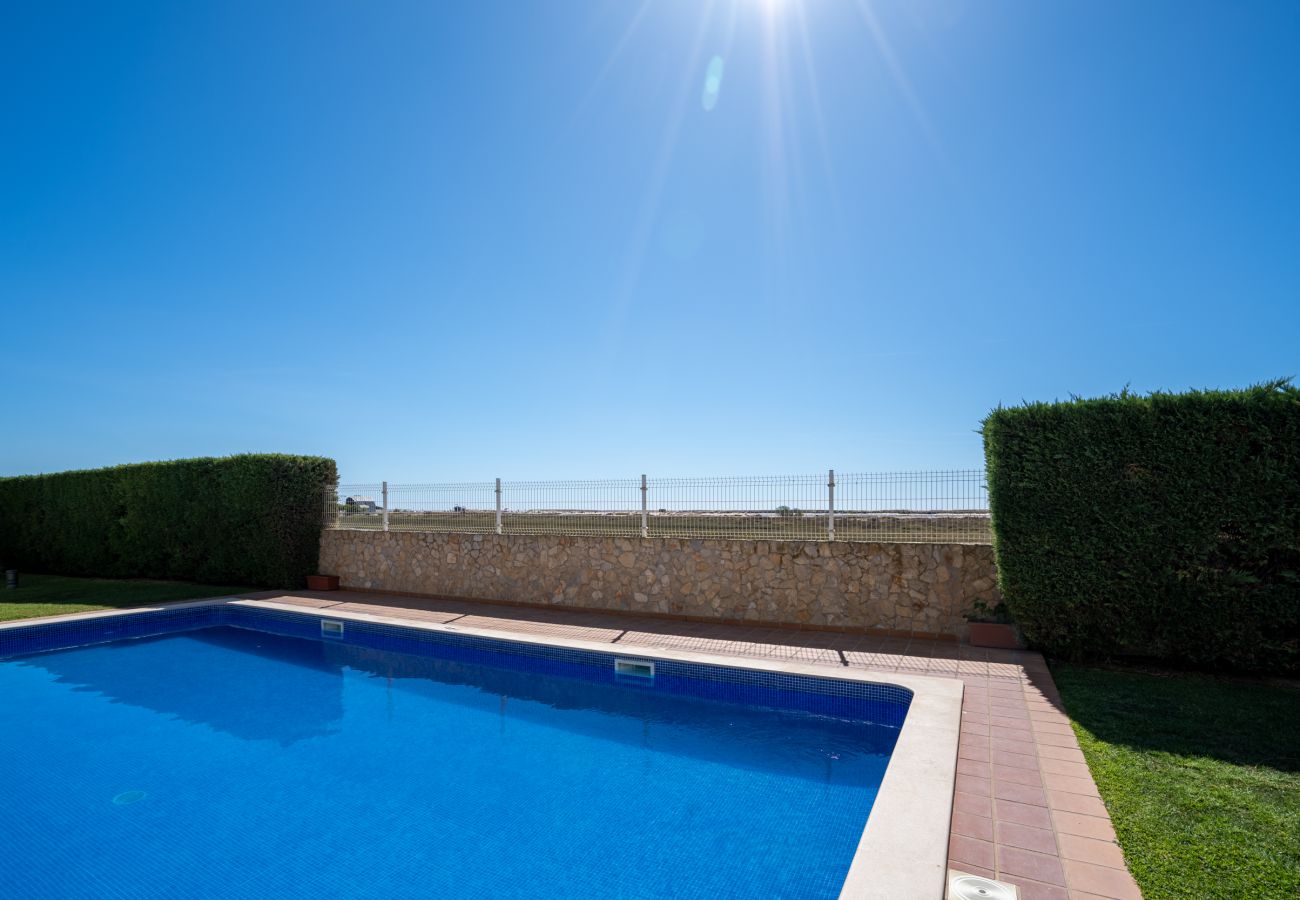 Apartment in Fuseta - APARTMENT BRISA DA RIA, Formosa Village