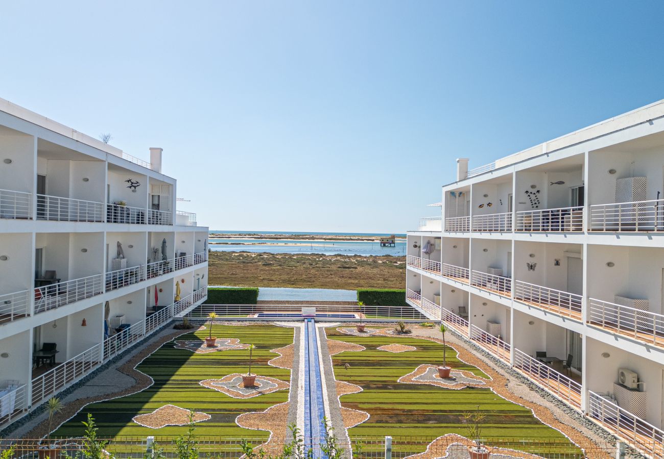 Apartment in Fuseta - APARTMENT BRISA DA RIA, Formosa Village