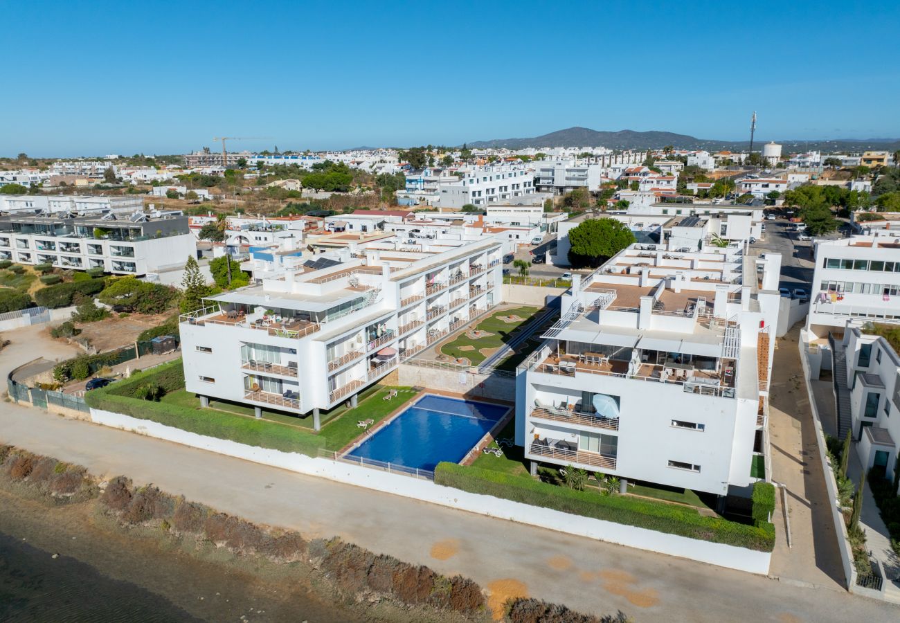 Apartment in Fuseta - APARTMENT BRISA DA RIA, Formosa Village