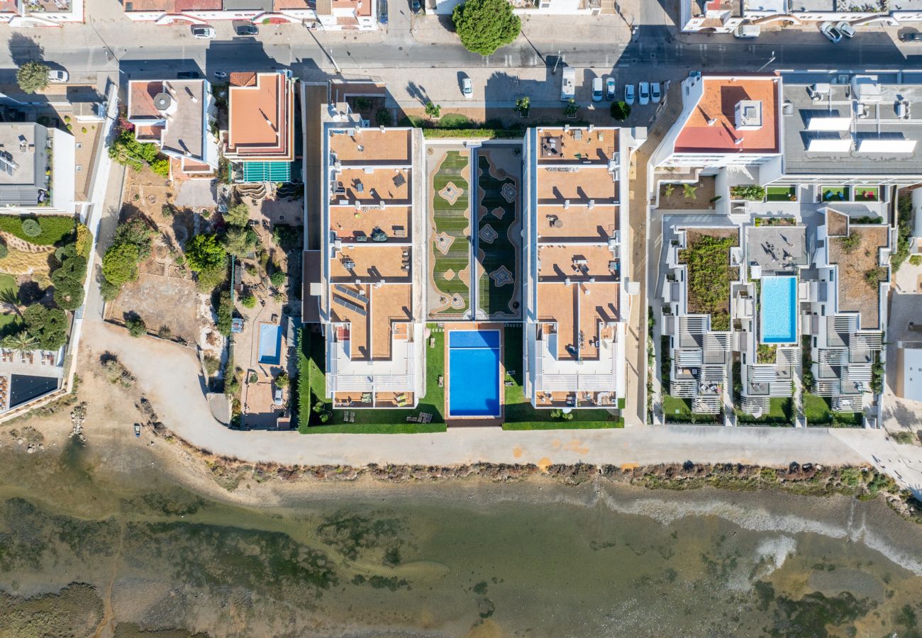 Apartment in Fuseta - APARTMENT BRISA DA RIA, Formosa Village