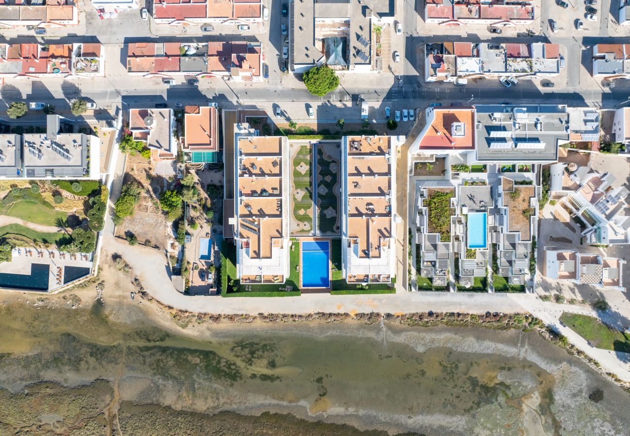 Apartment in Fuseta - APARTMENT BRISA DA RIA, Formosa Village