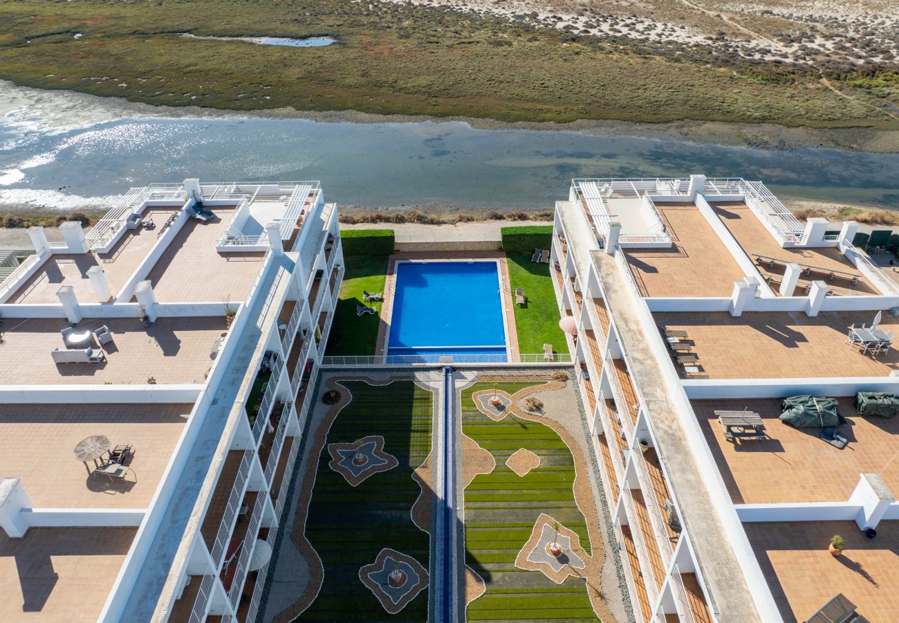 Apartment in Fuseta - APARTMENT BRISA DA RIA, Formosa Village