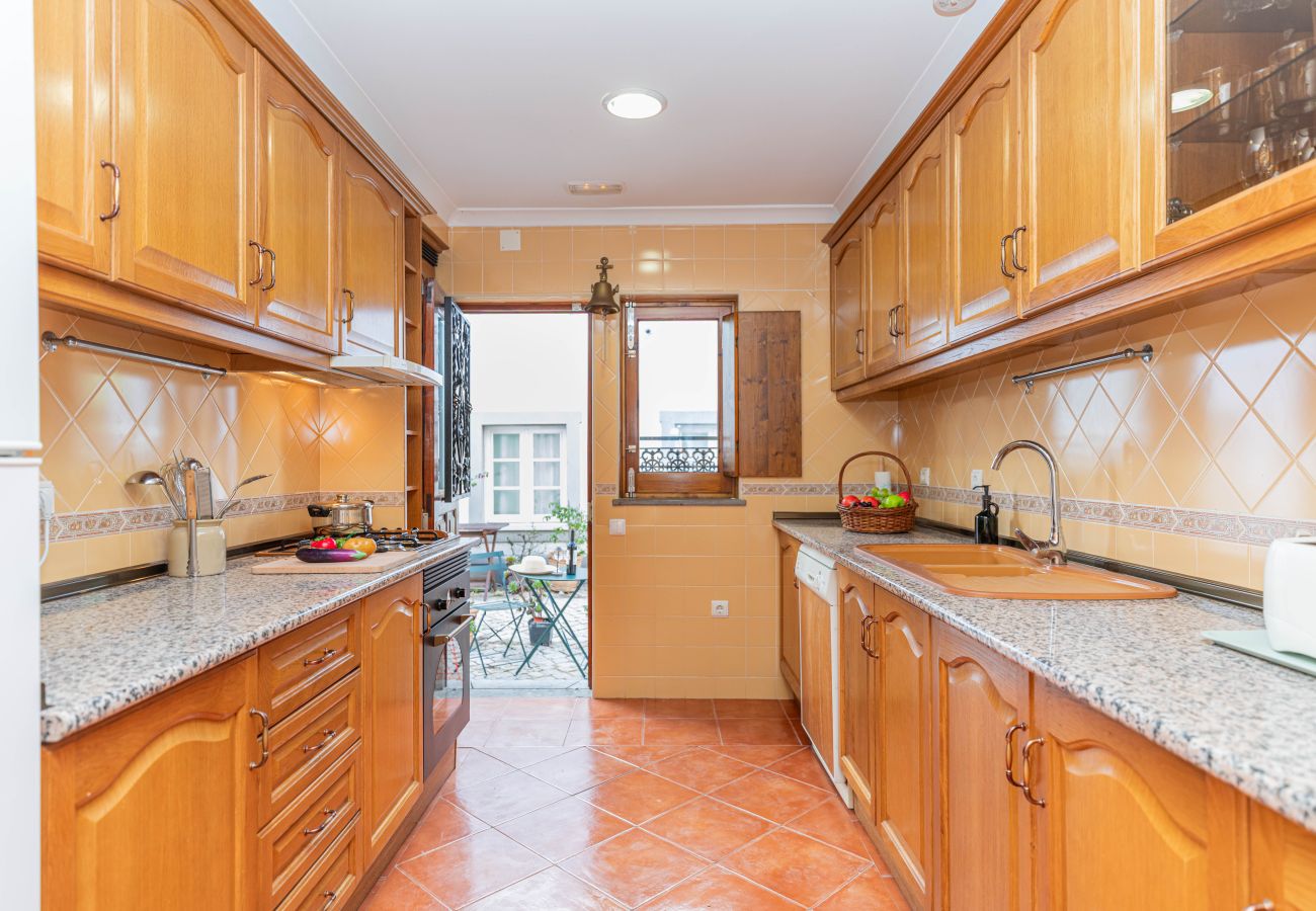 Terraced House in Tavira - CASA NAUTICA, Town Centre