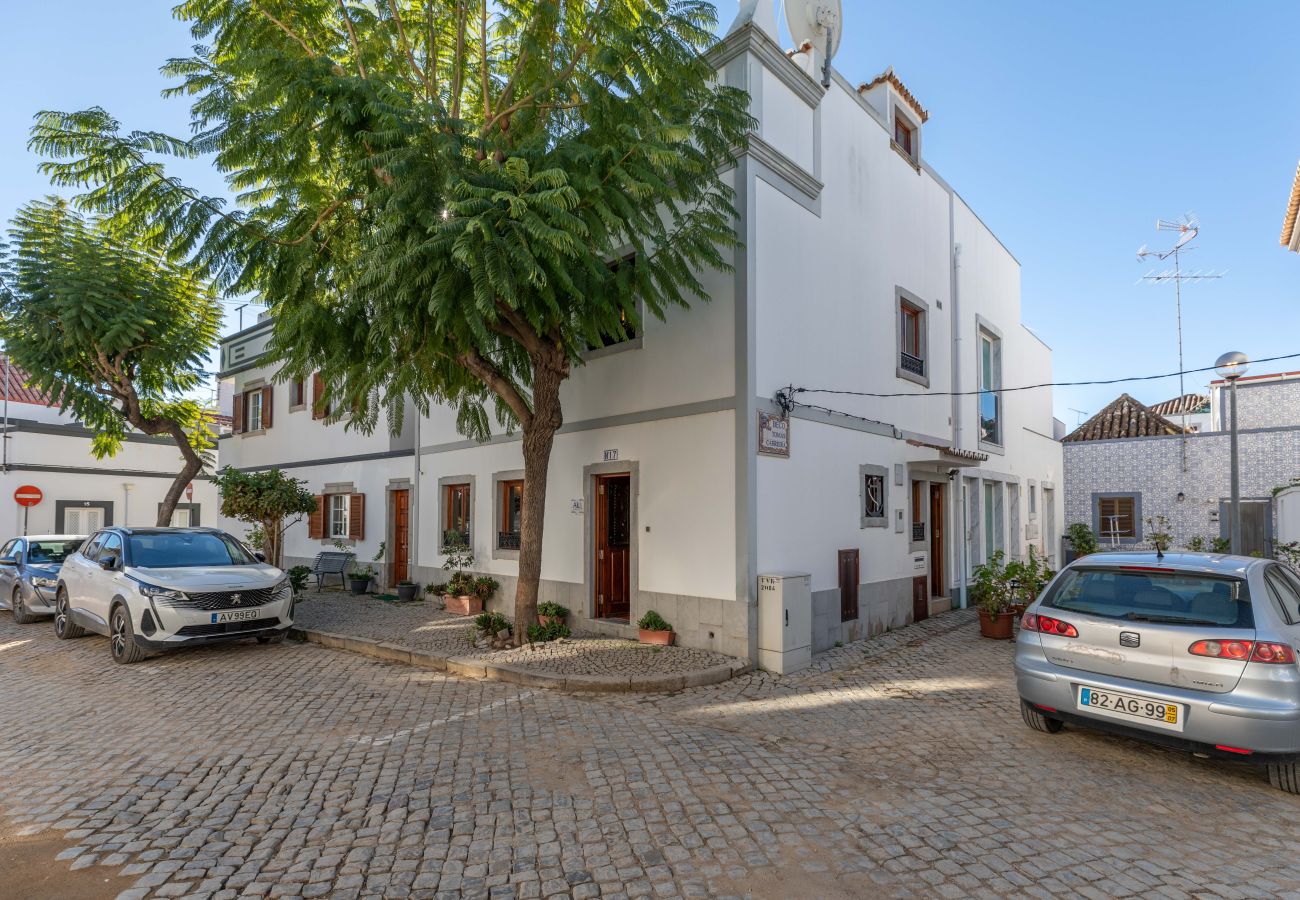 Terraced House in Tavira - CASA NAUTICA, Town Centre