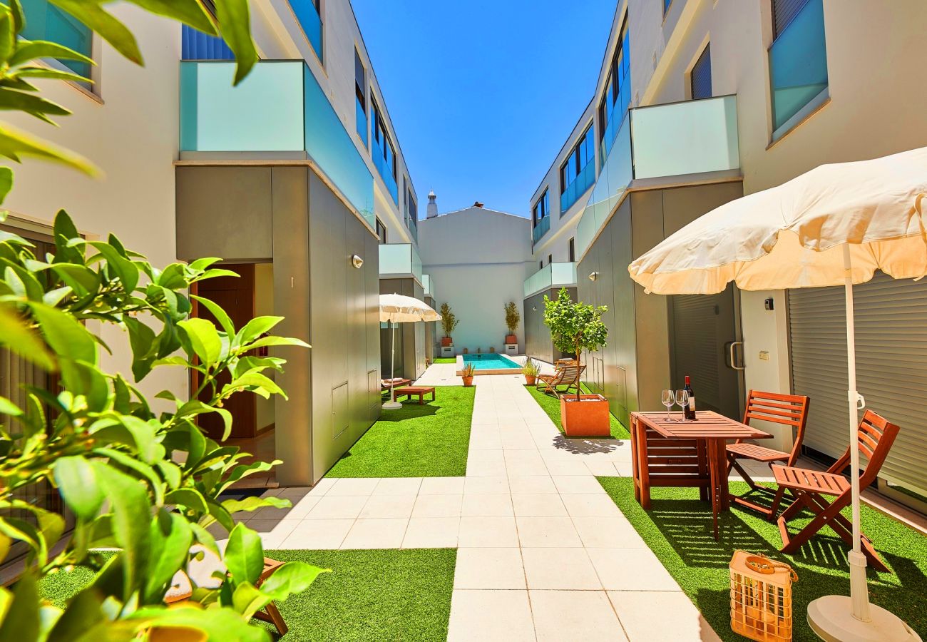 Terraced House in Tavira - TAVIRA SUITES ALFARROBEIRA, Town Centre