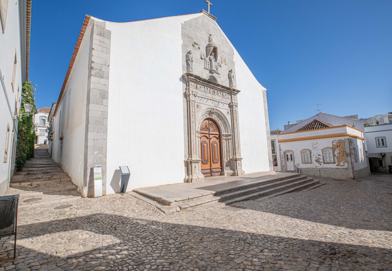 Terraced House in Tavira - TAVIRA SUITES ALFARROBEIRA, Town Centre