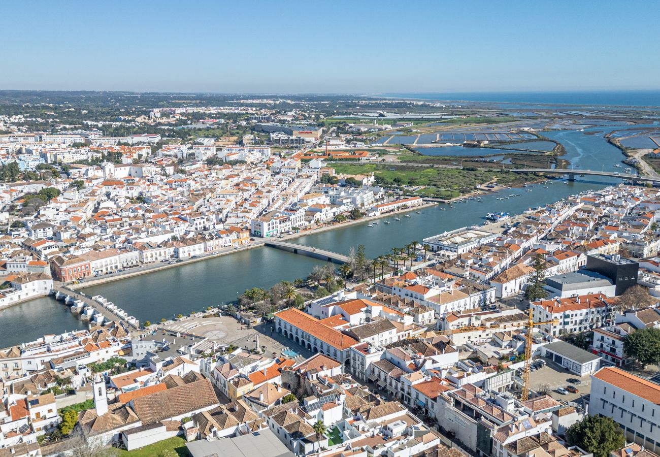 Terraced House in Tavira - TAVIRA SUITES ALFARROBEIRA, Town Centre