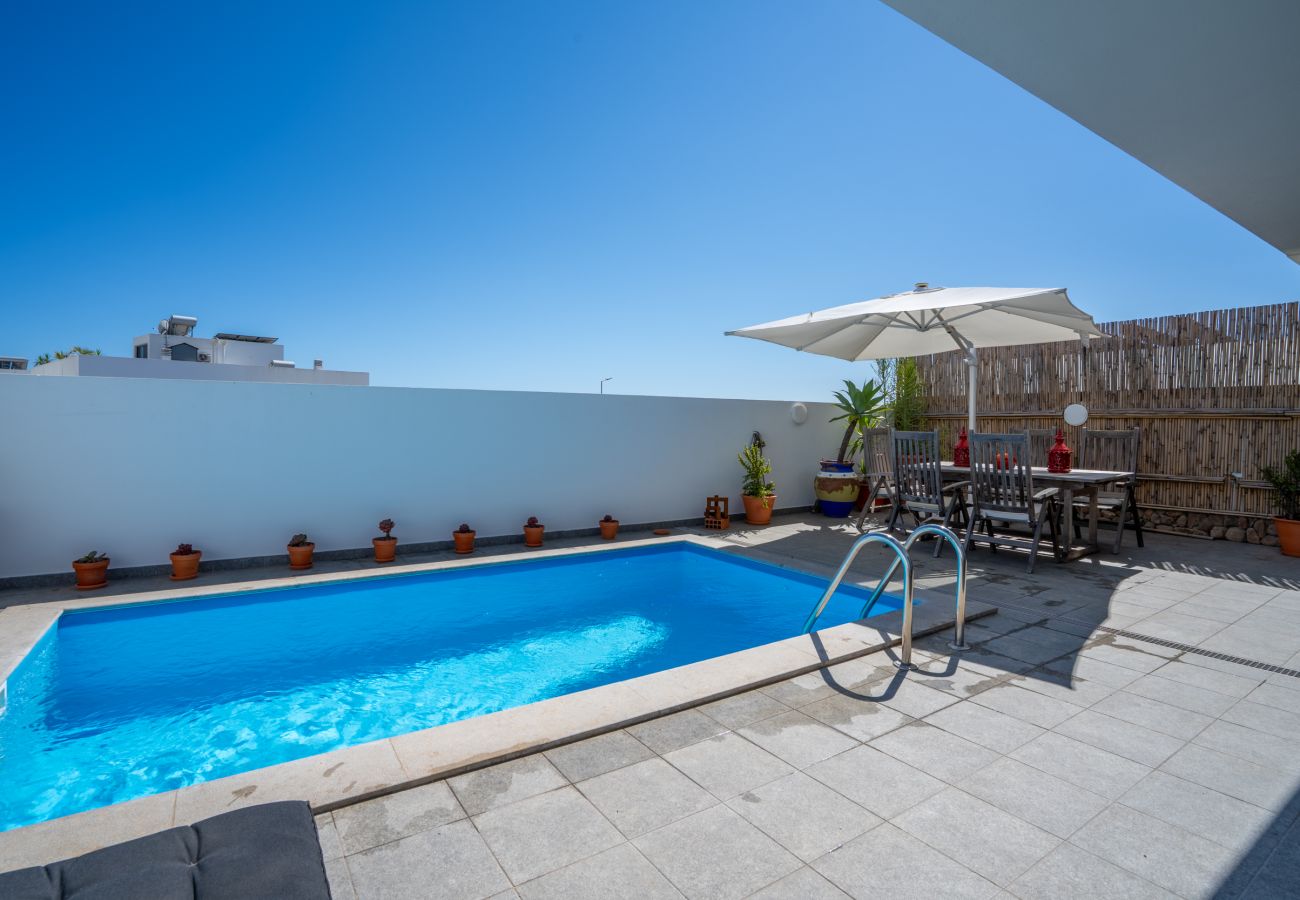 Villa in Moncarapacho - CASA RIA, Praia Dos Cavacos, Nr Olhão