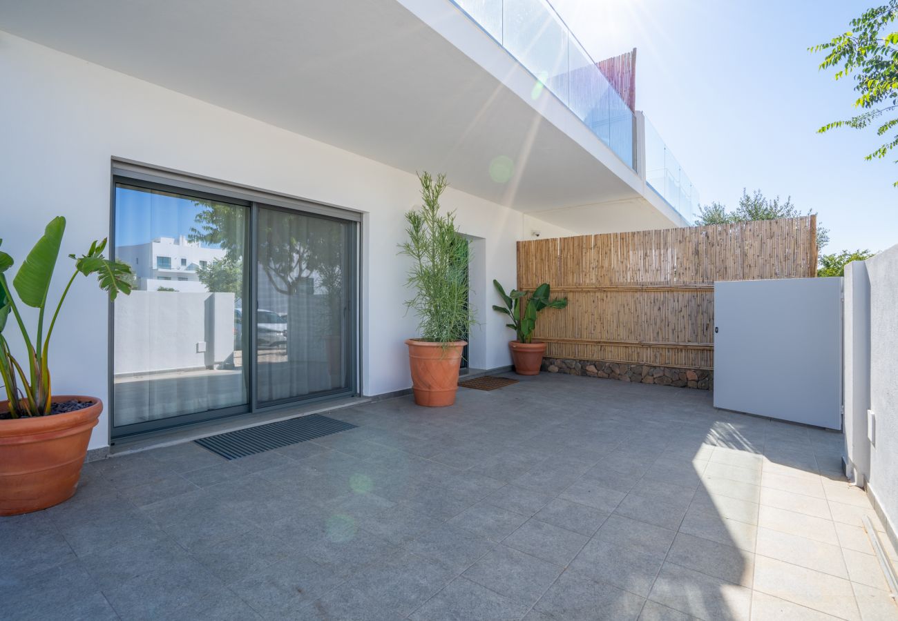Villa in Moncarapacho - CASA RIA, Praia Dos Cavacos, Nr Olhão