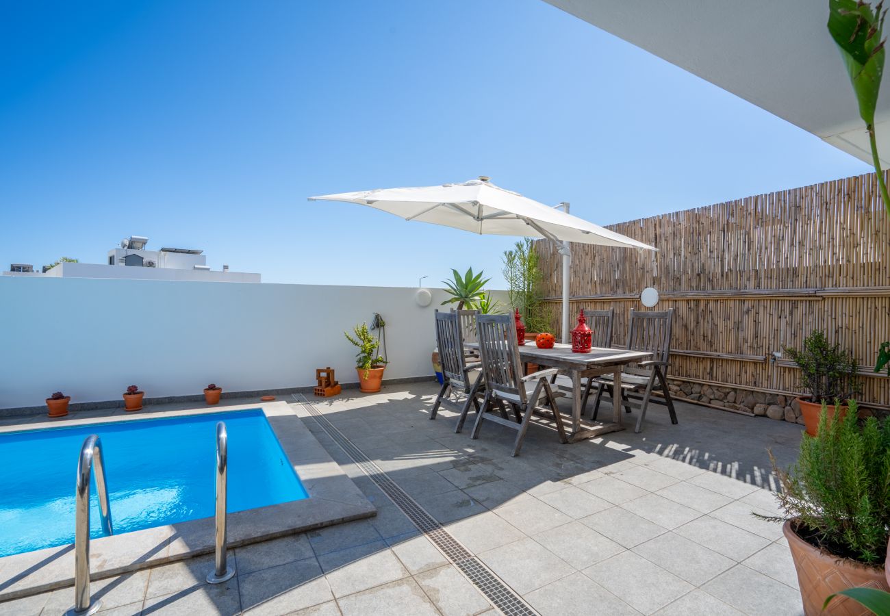 Villa in Moncarapacho - CASA RIA, Praia Dos Cavacos, Nr Olhão