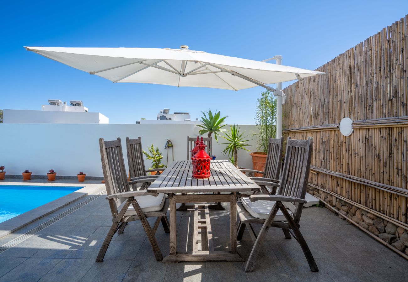 Villa in Moncarapacho - CASA RIA, Praia Dos Cavacos, Nr Olhão